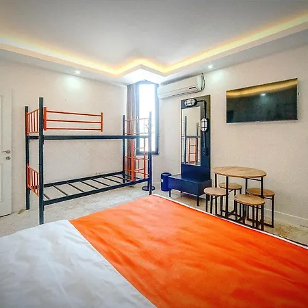 Manu Startup House-2